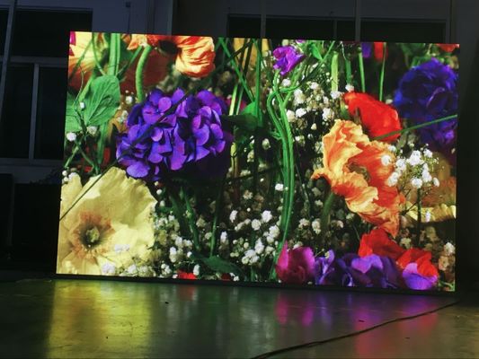 Prezzo buono Dimensione locativa RGB 3 della lampada del gabinetto HD Smd2121 dell'esposizione di LED del fondo di fase all'aperto P4.8 1920HZ 500X500MM in 1 in linea