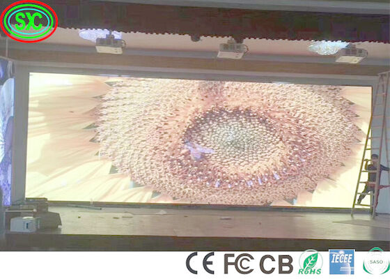 HD Full Color SMD LED Screen Die-Cast Aluminum Panel Staggio Sfondo Full Color 256mm X 128mm Dimensione del modulo