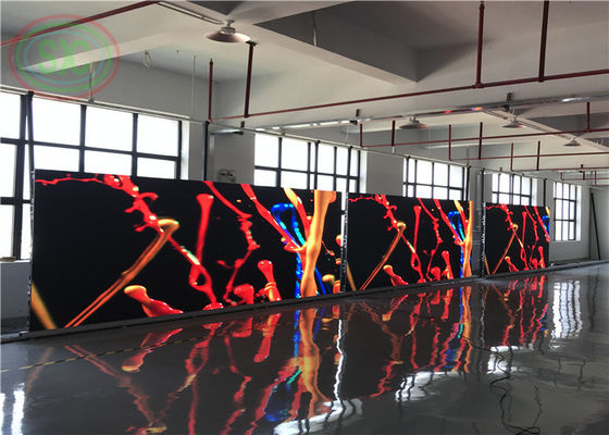 Schermo LED a colori per interni P2.5, installazione facile, parete LED per pubblicità ed eventi, pannello LED a noleggio 640x640mm