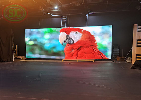 Schermi LED pubblicitari P2.5 ad alte prestazioni con cabinet in alluminio pressofuso, perfetti per interni e facili da installare