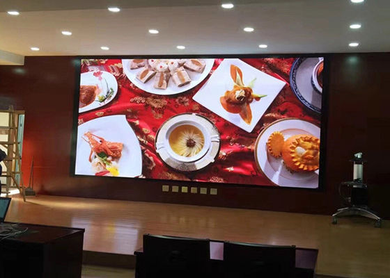 P4 Indoor LED Video Wall Panel 4mm Pixel Pitch IP34 impermeabile