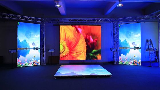 P4 Display LED a colori interni ad alta risoluzione e alta frequenza per pubblicità ed eventi