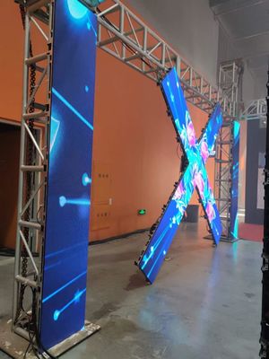 Modulo SMD ad alta risoluzione con schermo a LED a colori interni P4 con competitività per e acquirenti cinesi