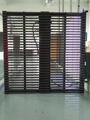 Schermo LED trasparente a colori P3.91-7.82 per facciate continue in vetro