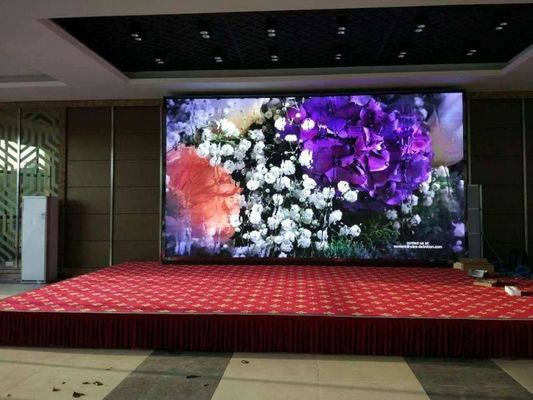 Display LED anti-colisione GOB Ideale per eventi Festa di noleggio Densità di pixel elevata 100 Durata di funzionamento