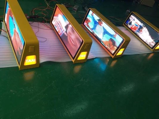 Display a LED a doppio lato P5 per la pubblicità Segnale del tetto dell'auto Segnale del taxi Display a LED superiore