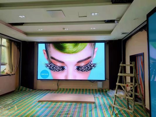 Piccolo tabellone per le affissioni di fusione sotto pressione principale dell'interno del pannello del gabinetto dello schermo di visualizzazione del passo P3 di alto difinition 576*576mm