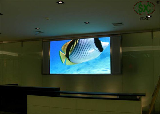 Prezzo buono Esposizione principale dell'interno più sottile quadri comandi/p5 di IP30 LED TV con telecomando in linea