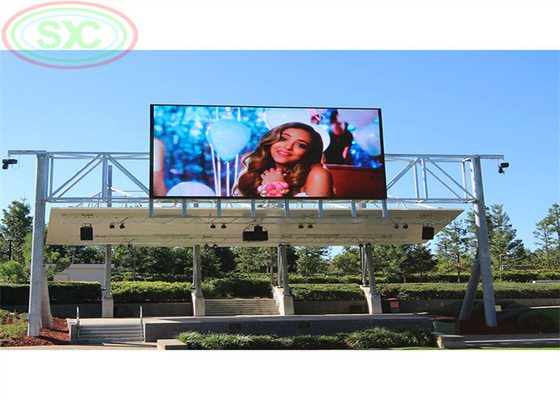 P5 Sport Stadium LED perimetro display grande stadio
