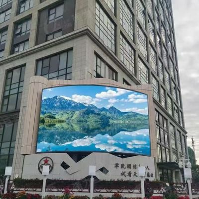 Display a LED a colori aperti p6 con lunga durata di 100000 ore e prestazioni per la pubblicità continua e l'utilizzo dello schermo mobile