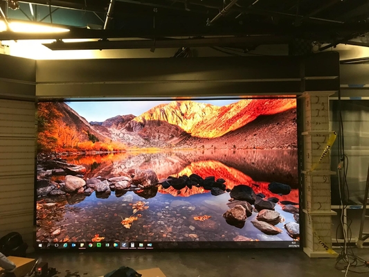 Presentazione dell'immagine chiara e stabile Display LED a colori interiore per sale riunioni e pubblicità
