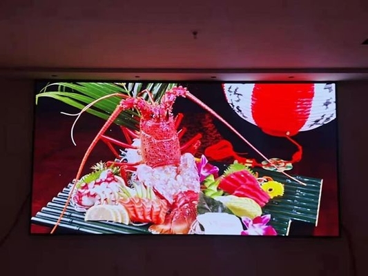Display a LED a colori interiori SMD P3 con configurazione di pixel da 3 mm e 111111 pixel/m2 per immagini chiare e vivaci
