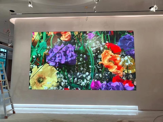 Display a LED a colori interni ad alta risoluzione con modalità di scansione 1/16 1200Hz Frequenza di aggiornamento per una riproduzione video fluida