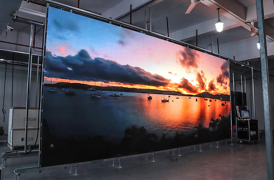 Soluzioni per interni schermo a LED a colori pieni P4 montaggio a parete LED video pannello a parete