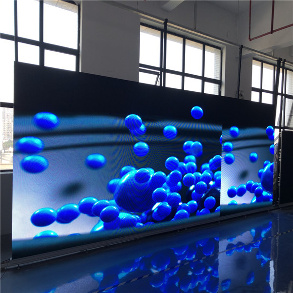 La grande parete di fila P3 LED di A video visualizza l'esposizione di LED dell'interno di colore pieno di 576x576mm