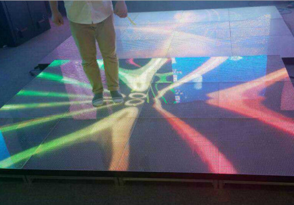 P2.5 Custom Indoor illuminato noleggio pista da ballo Con Rada Touch System, 1/7 Driver Mode