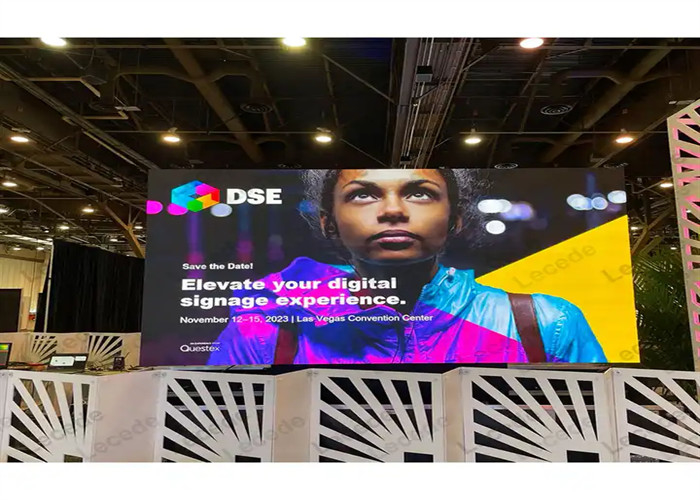 P2.5 schermo a LED a colori interni con alluminio a fusione a stampo 576X576mm Garanzia di tre anni