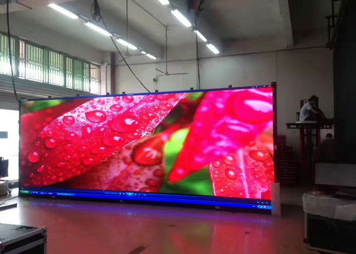 P4 schermo a LED a colori completi in acciaio ad alta luminosità Smd2121 pubblicitario con garanzia di 3 anni
