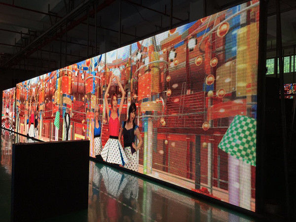 Display a LED a colori pieni P20 esterno impermeabile pubblicitario confezionamento con scatola per l'aviazione