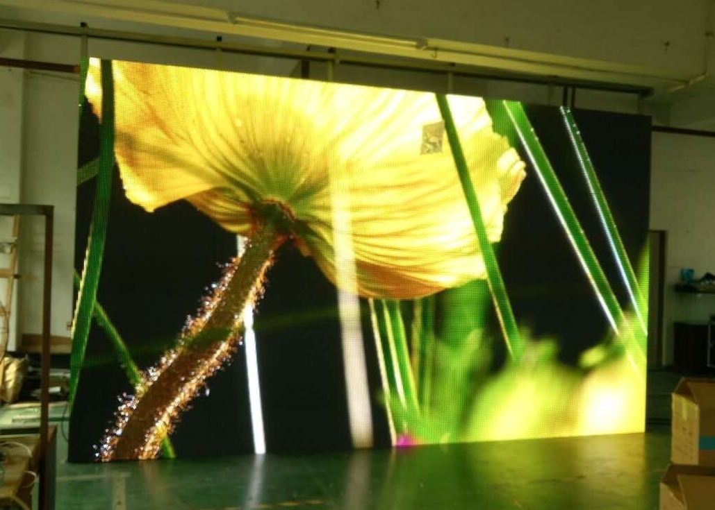 Display all'aria aperta a LED a colori gigante impermeabile IP68 DIP / SMD HD P3 P4 display all'aria aperta a colori