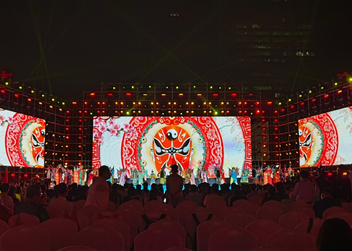 Ultra-sottile, ultra-chiaro, IP65, alta luminosità, schermo pubblicitario LED a prova di tempo esterno P10 P12