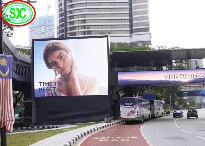 Modulo flessibile a fusione a stampo di alluminio impermeabile Full Color HD SMD P8 Outdoor High Brightness LED Advertising Screen