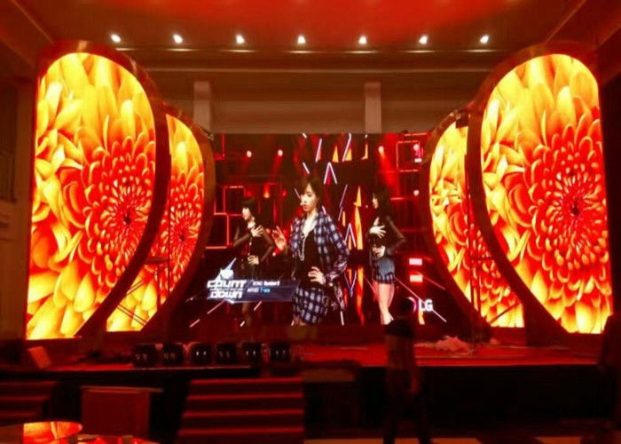 Pubblicità Scenic Led Screen Indoor Hd Video Wall 3mm Pixels Alta luminosità Centro commerciale