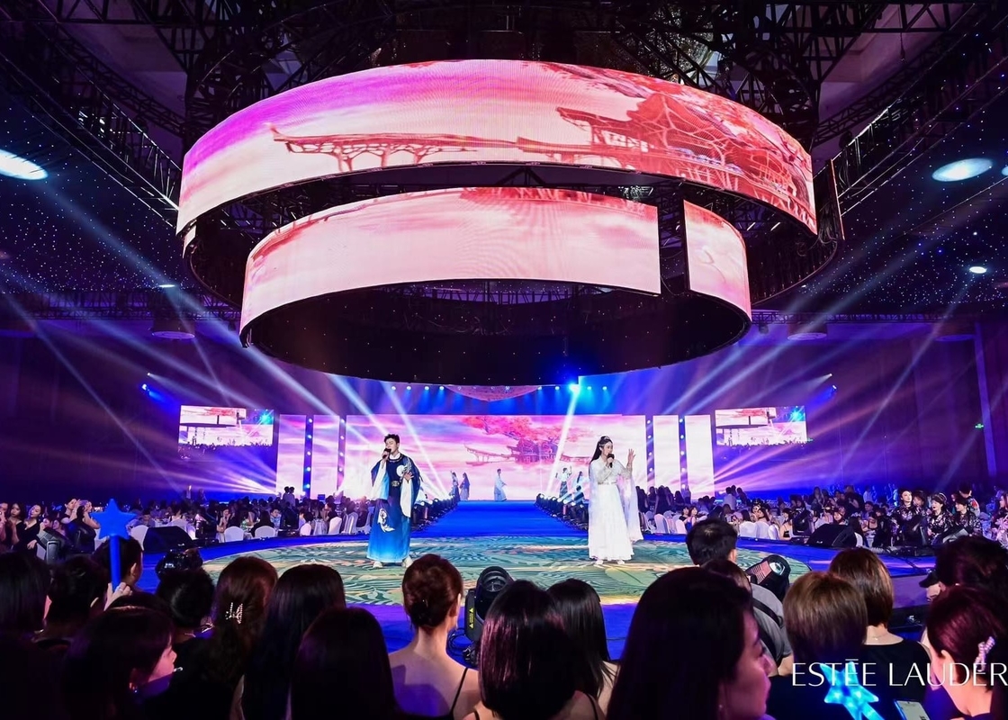 Screen di noleggio Full Color LED Screen Staging Background P3.91 SMD 1/8 Scansione Epitaxial LED Chip