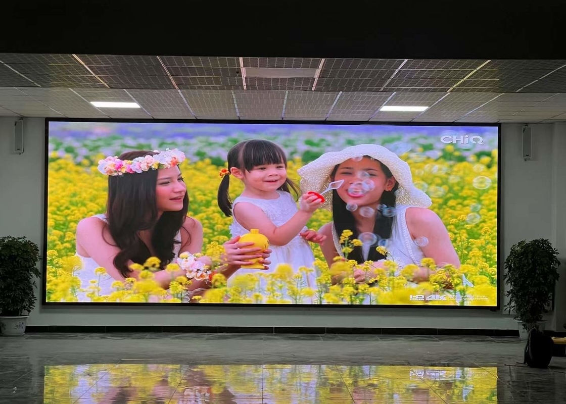 Shenzhen Indoor Full Color LED Display con 62500 Dot/m2 Densità e Nationstar SMD 1515 Led Package Shenzhen Origine