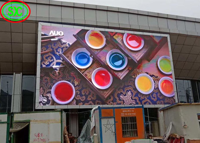 P6 Display LED all'aperto a colori pieni Grande schermo pubblicitario 1920Hz Display all'interno a colori pieni