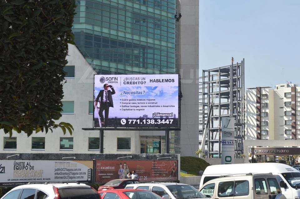 P10 Outdoor Full Color LED Rental Screen SMD2121 Lampade a LED Livelli di scala grigio a 16 bit