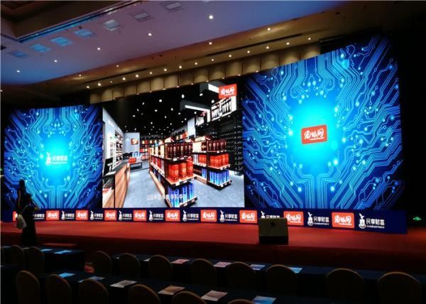 Scenario schermi a LED Noleggio interno 3,91mm Pixel Pitch P3,9 Video Wall per eventi Club Notturno Sfondo di matrimonio Soluzioni di visualizzazione