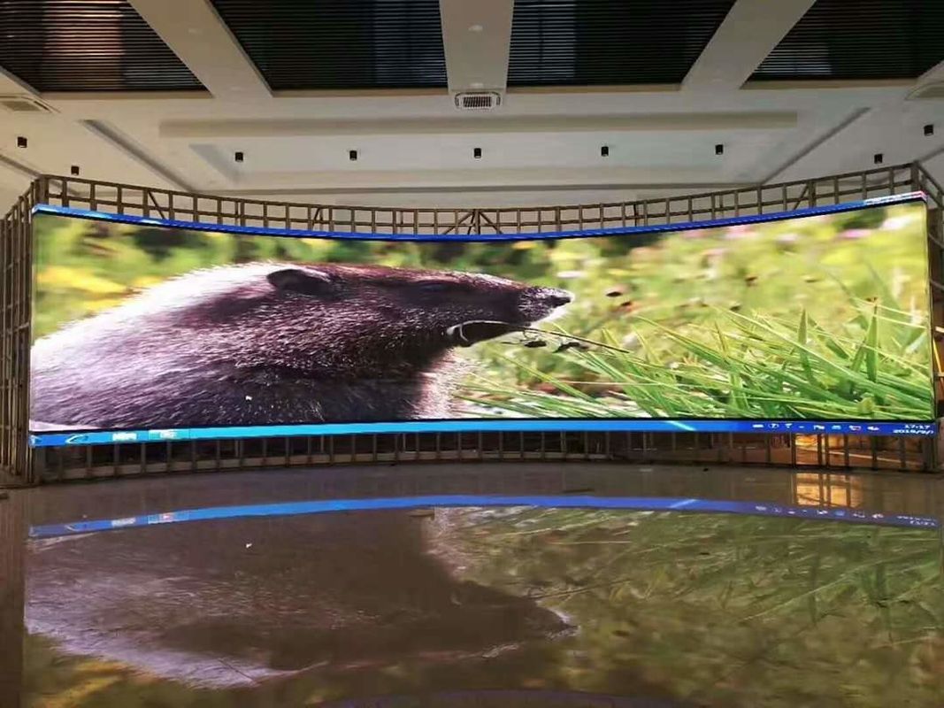 256*128mm Indoor Full Color LED Display Screen Struttura delle prestazioni di sicurezza