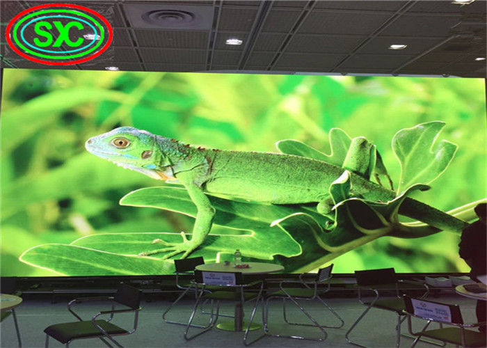 P4 schermo in alluminio a LED a colori interni 3 in 1 Smd2121 COB a colori pieni