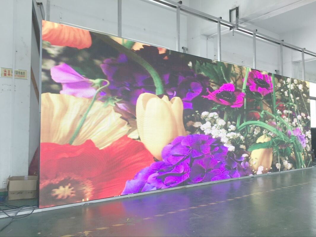 Display a LED a colori interni ad alta risoluzione per centri commerciali a basso consumo energetico
