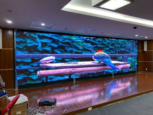 P2 Monitor a LED a colori interiori a colori in alluminio a fusione