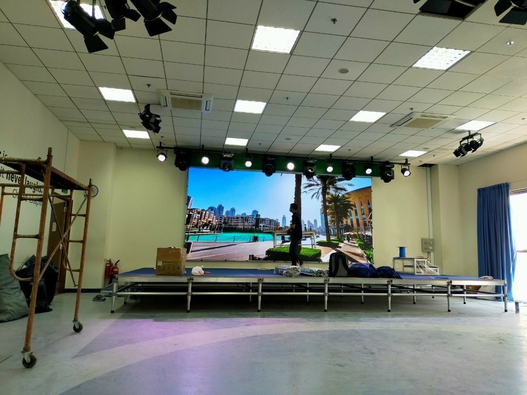 Buona progettazione termica eccellente dissipazione del calore interno Display a LED a colori 192x192Pixel SMD RGB P3