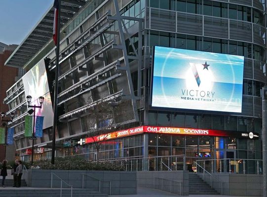 All'aperto stare due pali riparati ha condotto l'esposizione p10 SMD 3535 1/4 di segno principale programmabile di ricerca