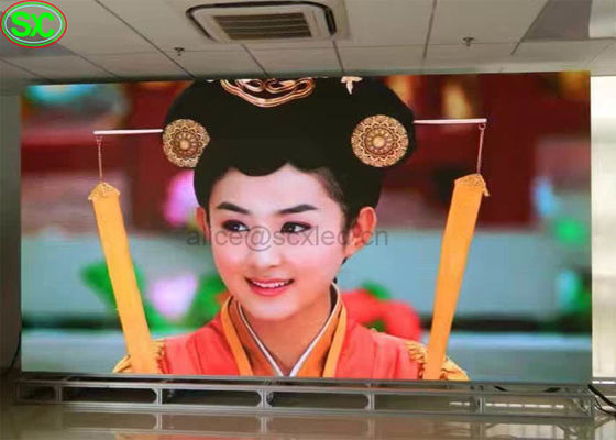 Esposizione di LED dell'interno ad alta densità di colore pieno P4 con tempo di funzionamento 100000hours