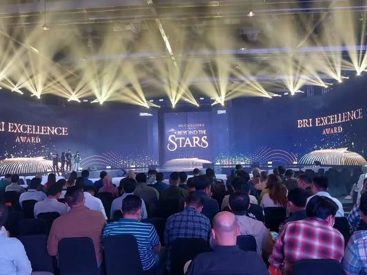 Il pannello locativo dell'interno dello schermo di P3.91 LED con 3840Hz sulla velocità di rinfrescamento