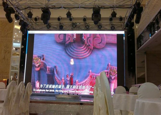 Prezzo buono P3.91mm Indoor High Pixel Full Color LED Display Panel 500x500mm IP65 impermeabile in linea