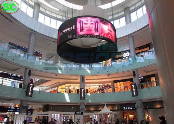 Prezzo buono Centri commerciali flessibili leggeri di 1R1G1B P5 che appendono lo schermo di visualizzazione del LED in linea