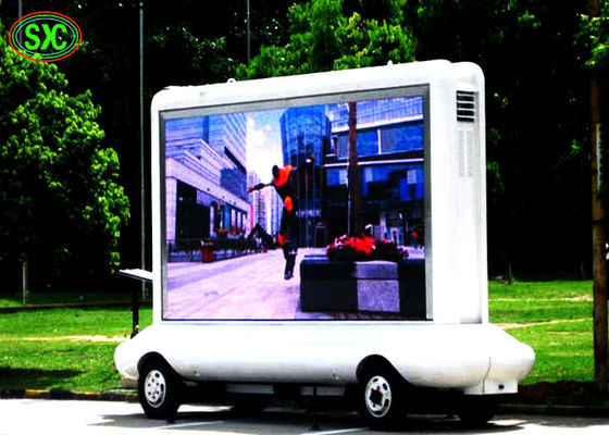 Prezzo buono Il camion commerciale ha montato la visualizzazione principale HD del LED P5 per il rimorchio mobile in linea