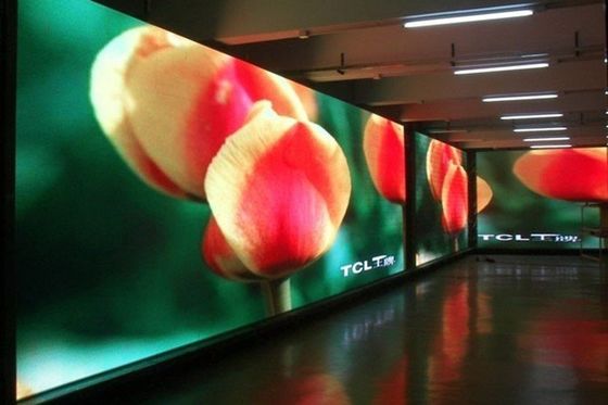 Prezzo buono 250*250mm Modulo dimensione P4.81 IP65 Video LED Outdoor Screen per centri commerciali/aeroporti Tipo di armadio in ferro/alluminio stampato in linea