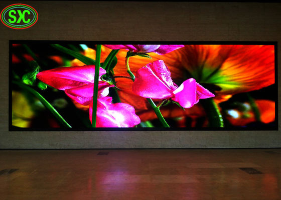 Prezzo buono Display LED SMD ad alta risoluzione P2.5 con controllo wireless 3G/4G per pubblicità interna in linea