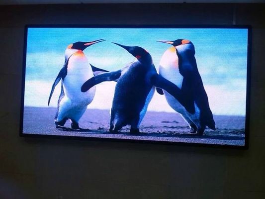Prezzo buono Display video interno SMD LED Poster digitale ad alta luminosità e densità in linea