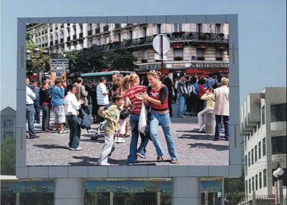 Alti tassi di aggiornamento 3840HZ cartelloni a LED con tensione di lavoro DC5V e durata lunga