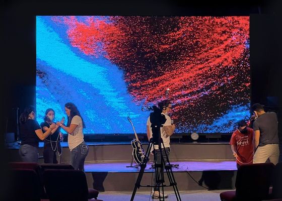 Prezzo buono Full Color P4 Indoor Rental LED Display Screen 320x160mm Modulo per concerto di matrimonio e festival musicale in linea