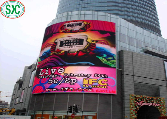 P10 All'aperto Full Color LED Screen in alluminio a fusione a striscia resistente all'acqua 8000 Cd/mq