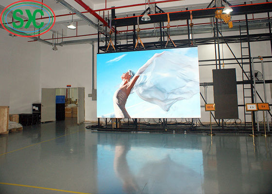 Prezzo buono Colore pieno dell'interno locativo LED del pixel P2.5 P3 P3.91 P4 P4.81 P5 dell'esposizione di LED il piccolo visualizza la video parete principale RGB in linea